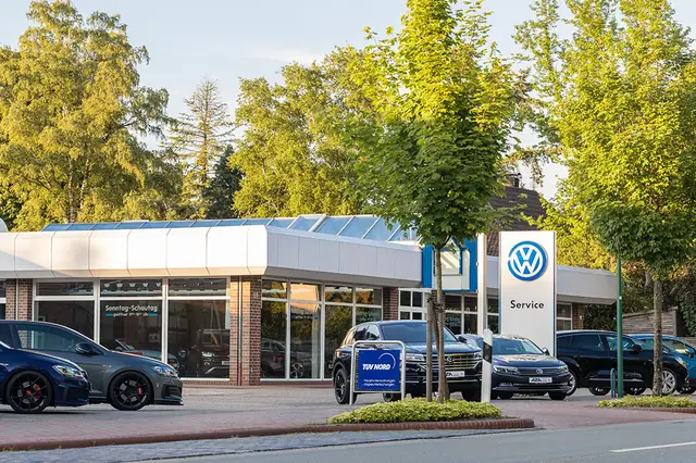 Autohaus AZA Pollmann & Reuter am Schautag